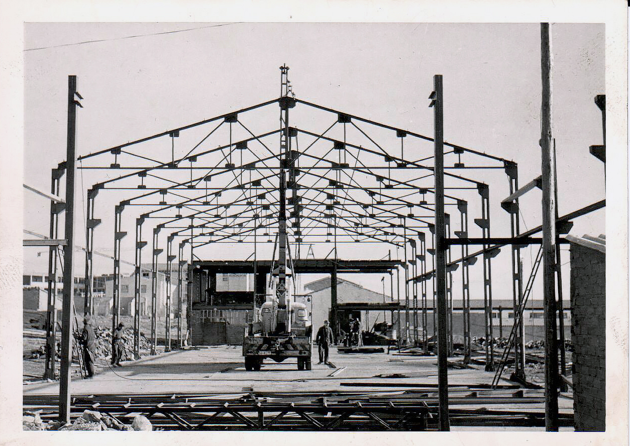 Construcción instalaciones, 1972 en la C/ Frentes